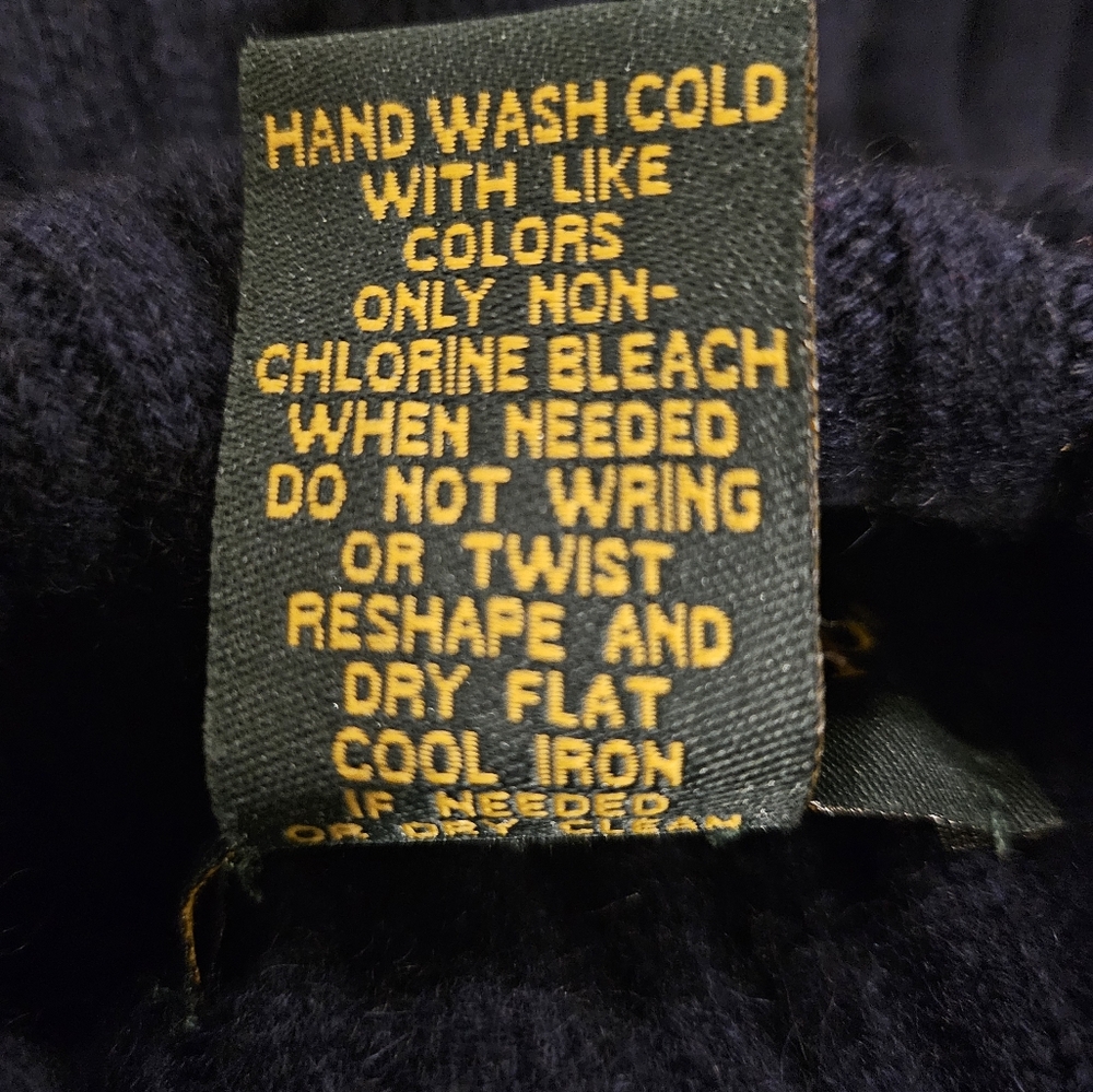 Daniel Bishop 100% Cashmere Navy and Cream Turtleneck Sweater- Boys XL 7 - Picture 5 of 7